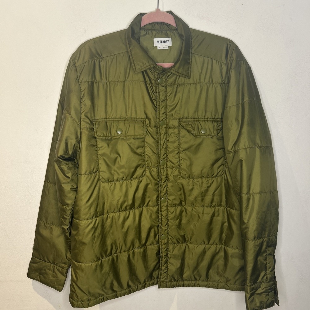 Weekday Aaron jacket in green size men Medium gently used